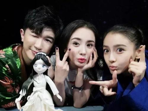 闺蜜进了娱乐圈吃瓜视频,娱乐圈吃瓜视频揭秘幕后故事