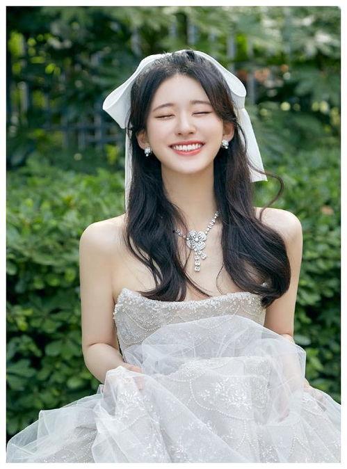 娱乐吃瓜赵露丝微博